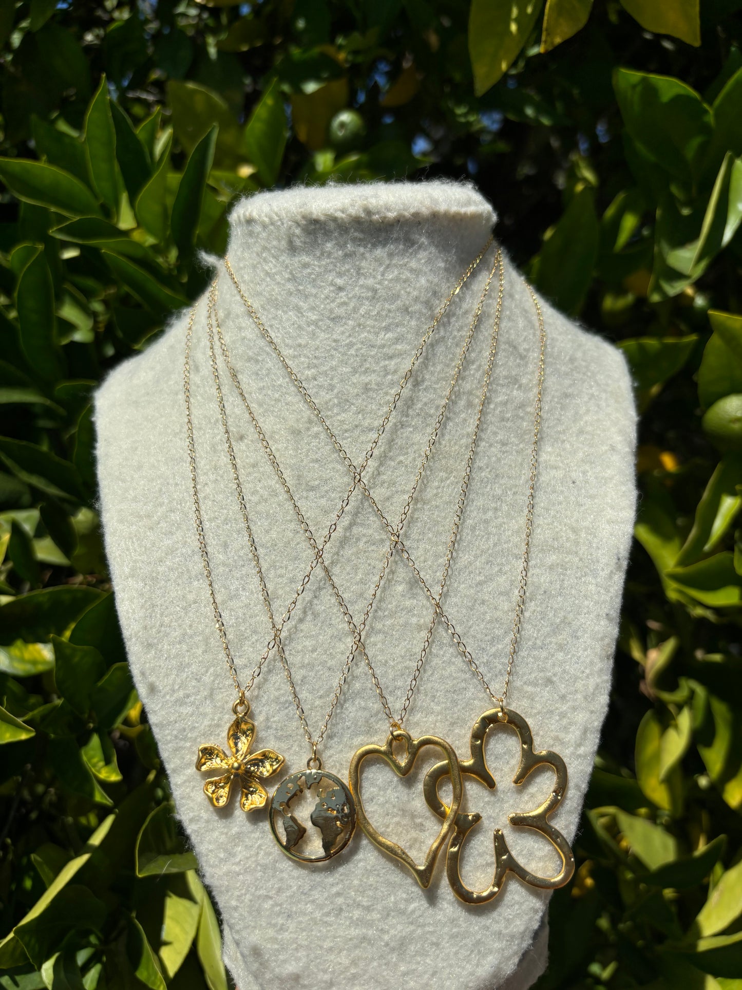 Chunky Flower Gold Chain Necklace