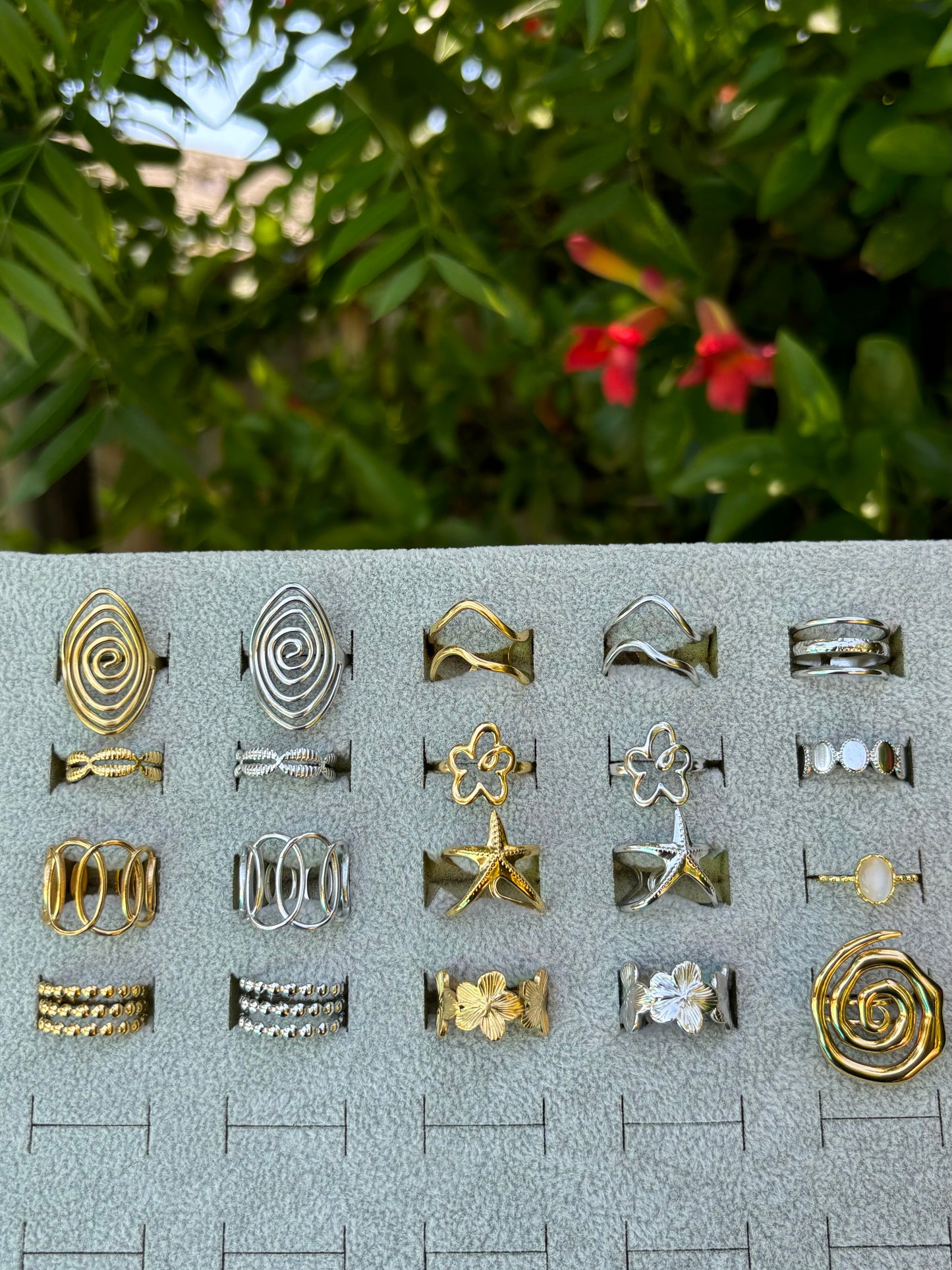 Wave Layered Adjustable Rings