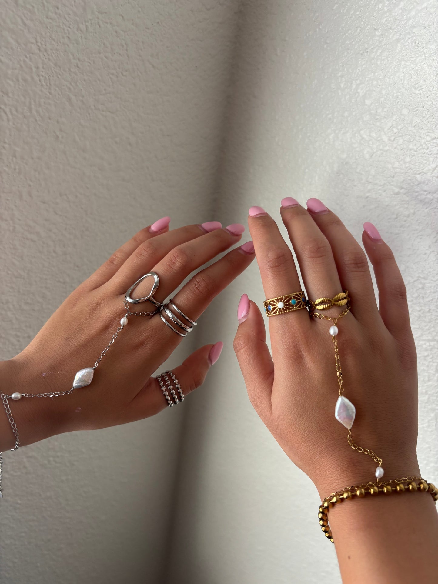 Diamond Pearl Handchain