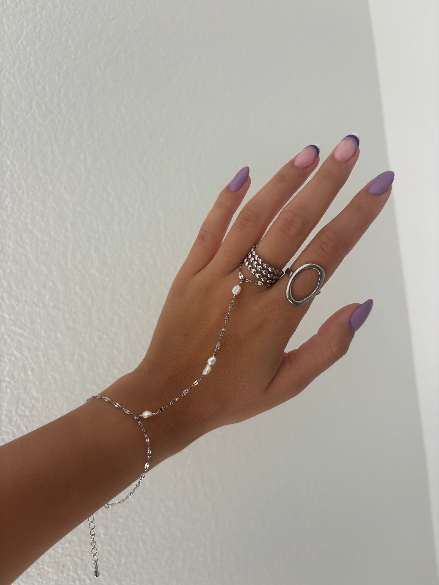 Double Pearl Handchain