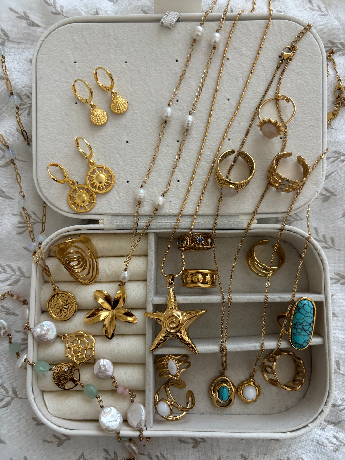 Spiral Starfish Gold Chain Necklace