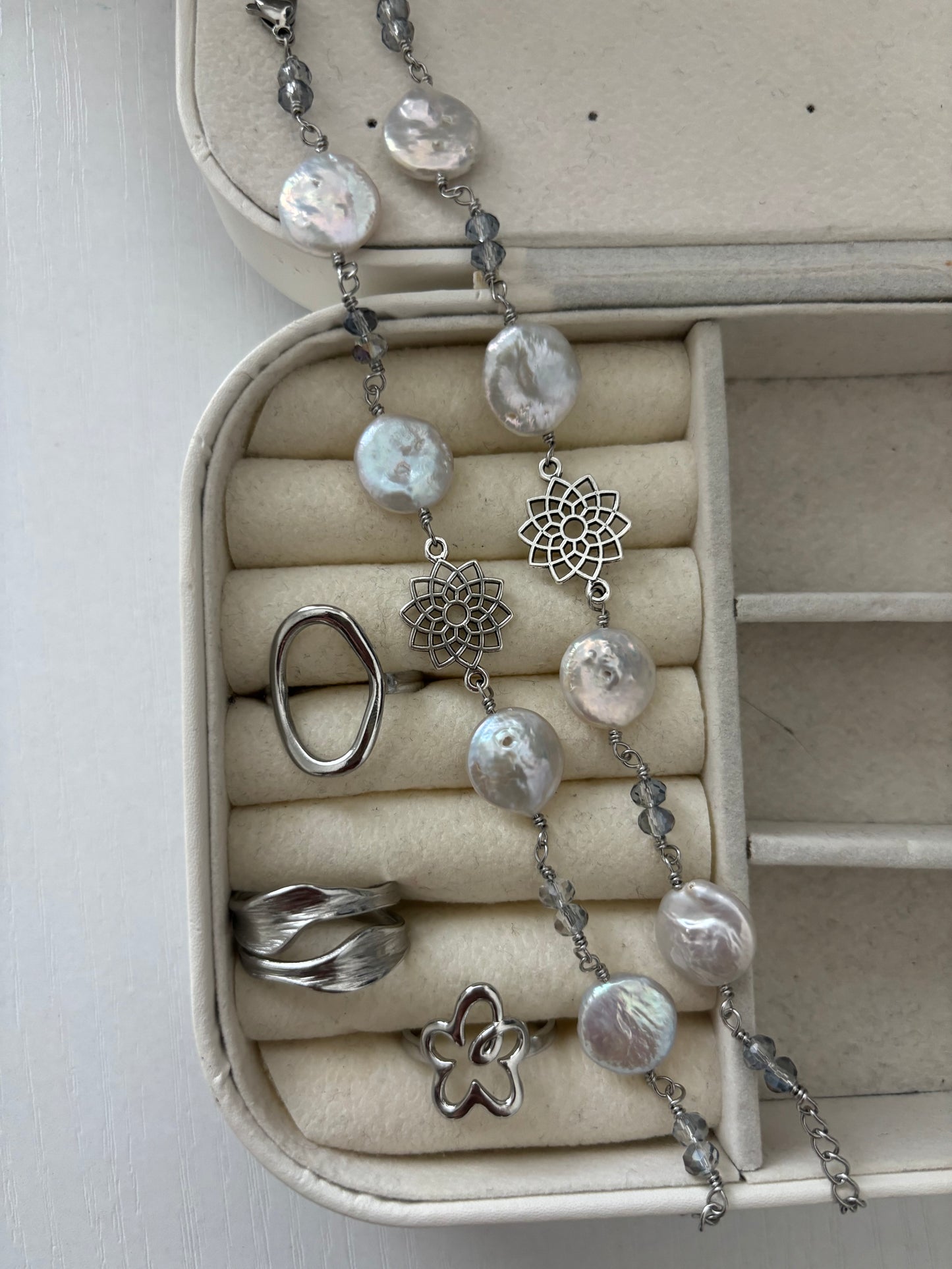 Flower Pearl Wire Silver Bracelet