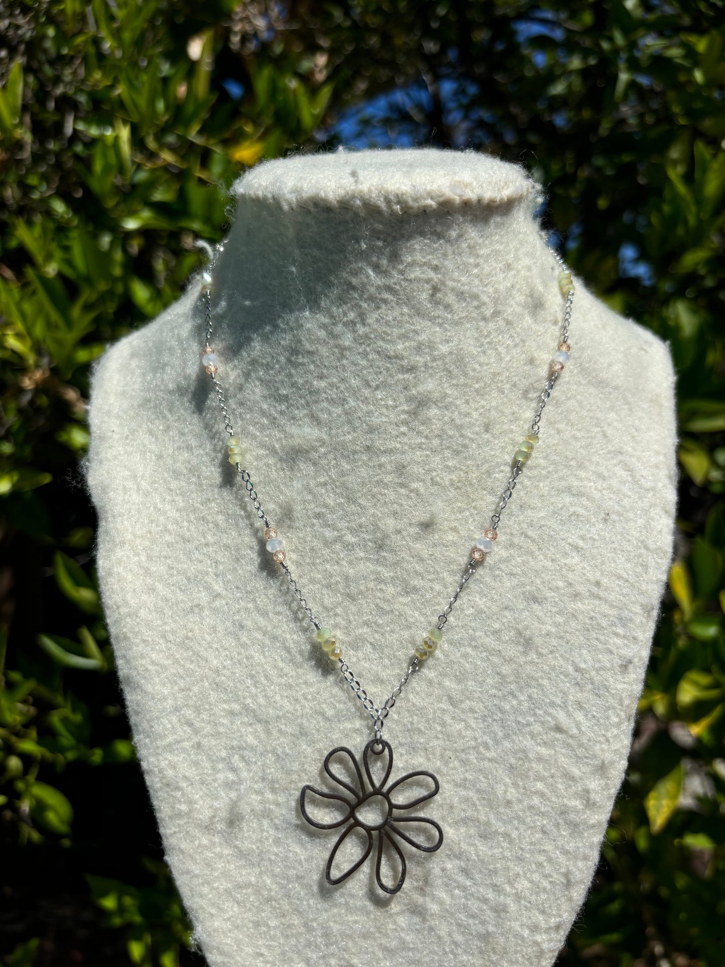 Chunky Flower Wire Chain Silver Necklace
