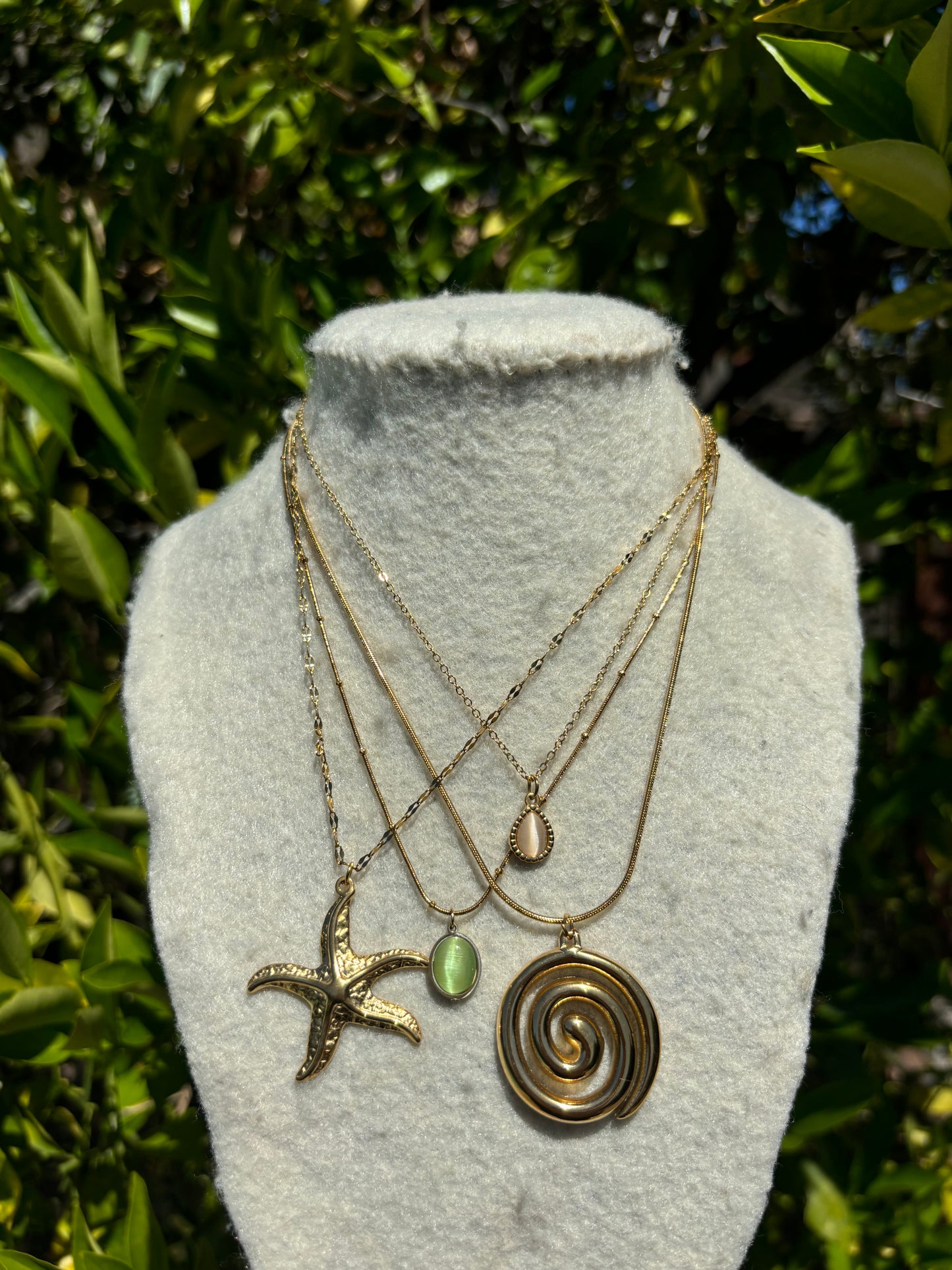 Green Gemstone Gold Chain Necklace