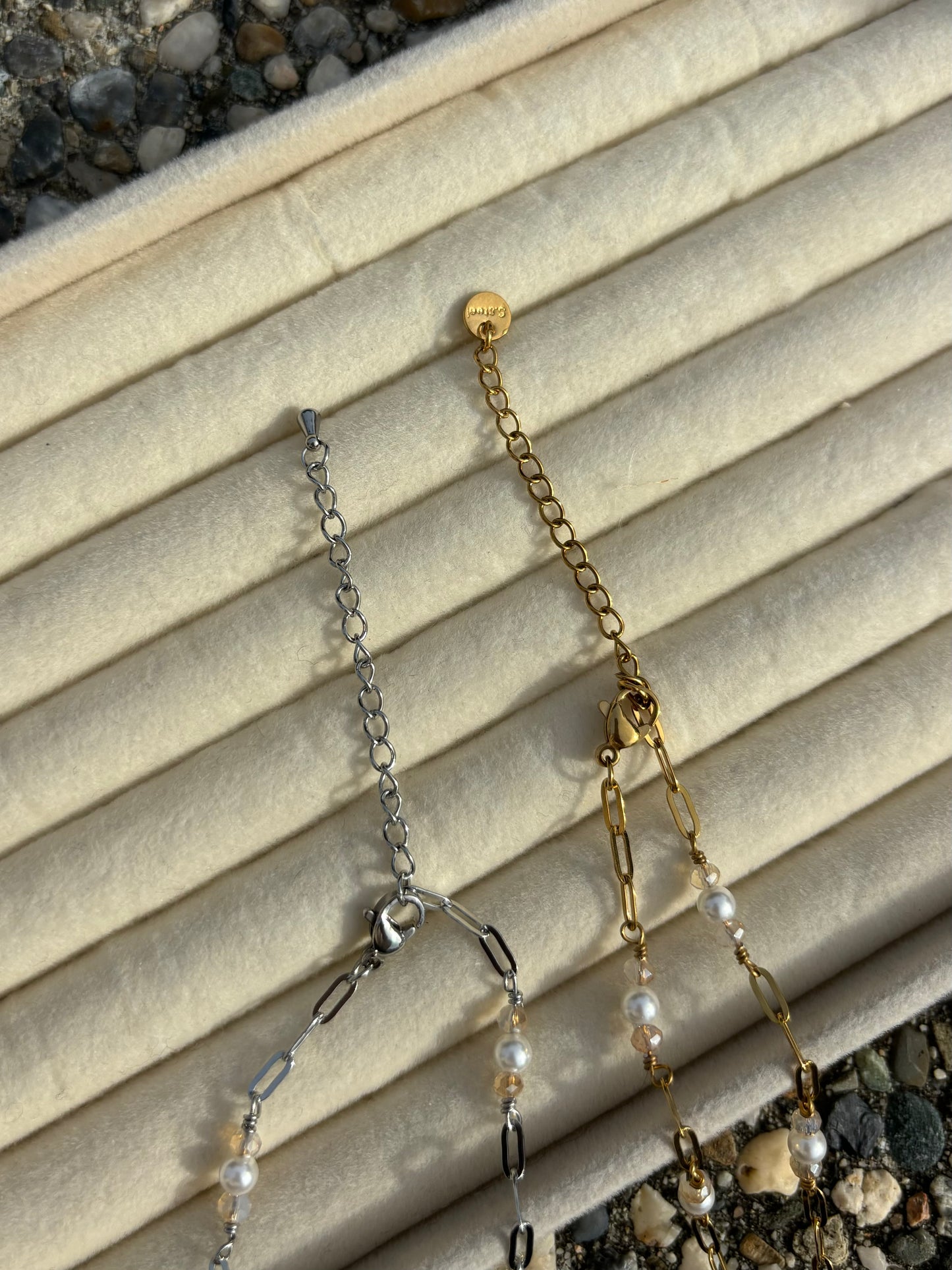 Flower Pearl Wire Chain Necklaces