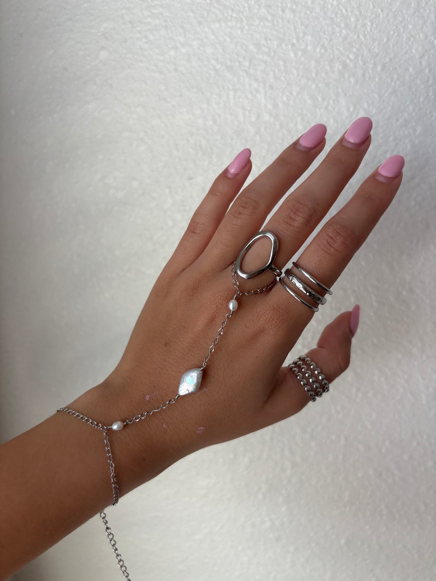 Diamond Pearl Handchain