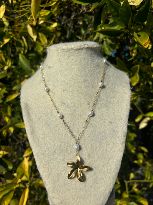 Flower Pearl Drop Gold Necklace