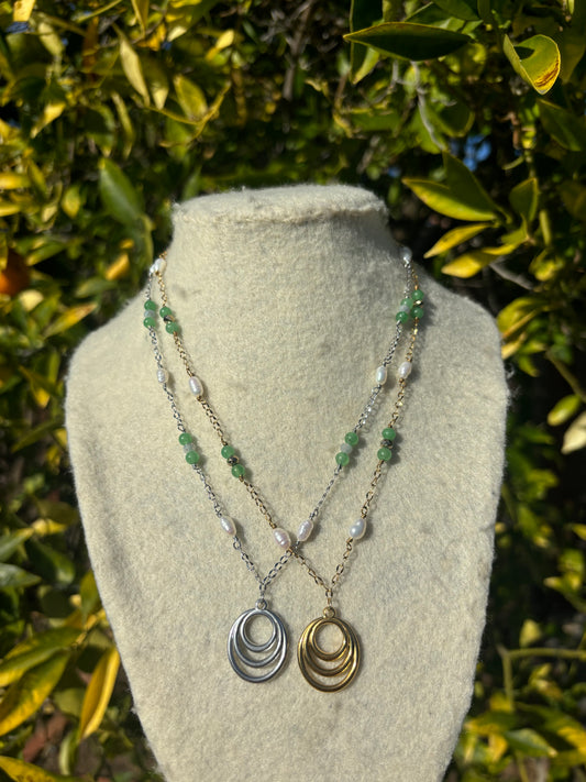 Ellipse Pearl Green Wire Chain Necklaces