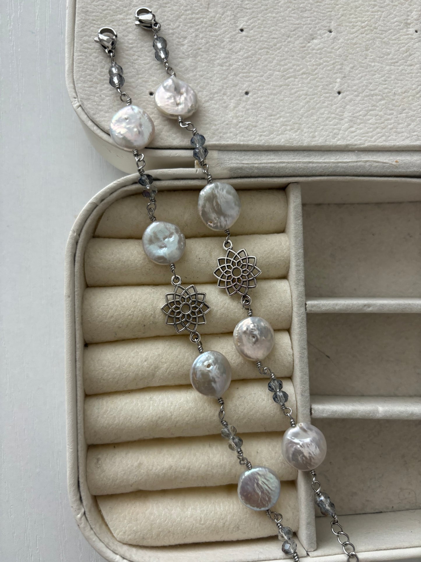 Flower Pearl Wire Silver Bracelet